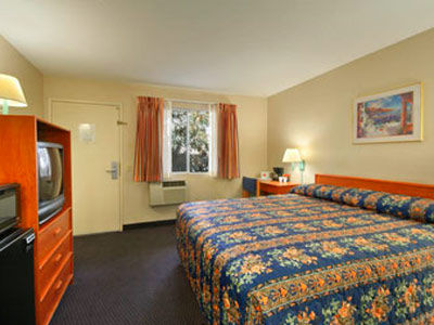 Hotel Days By Wyndham San Marcos